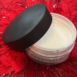 ☁️ ANASTASIA BEVERLY HILLS Loose Setting Powder